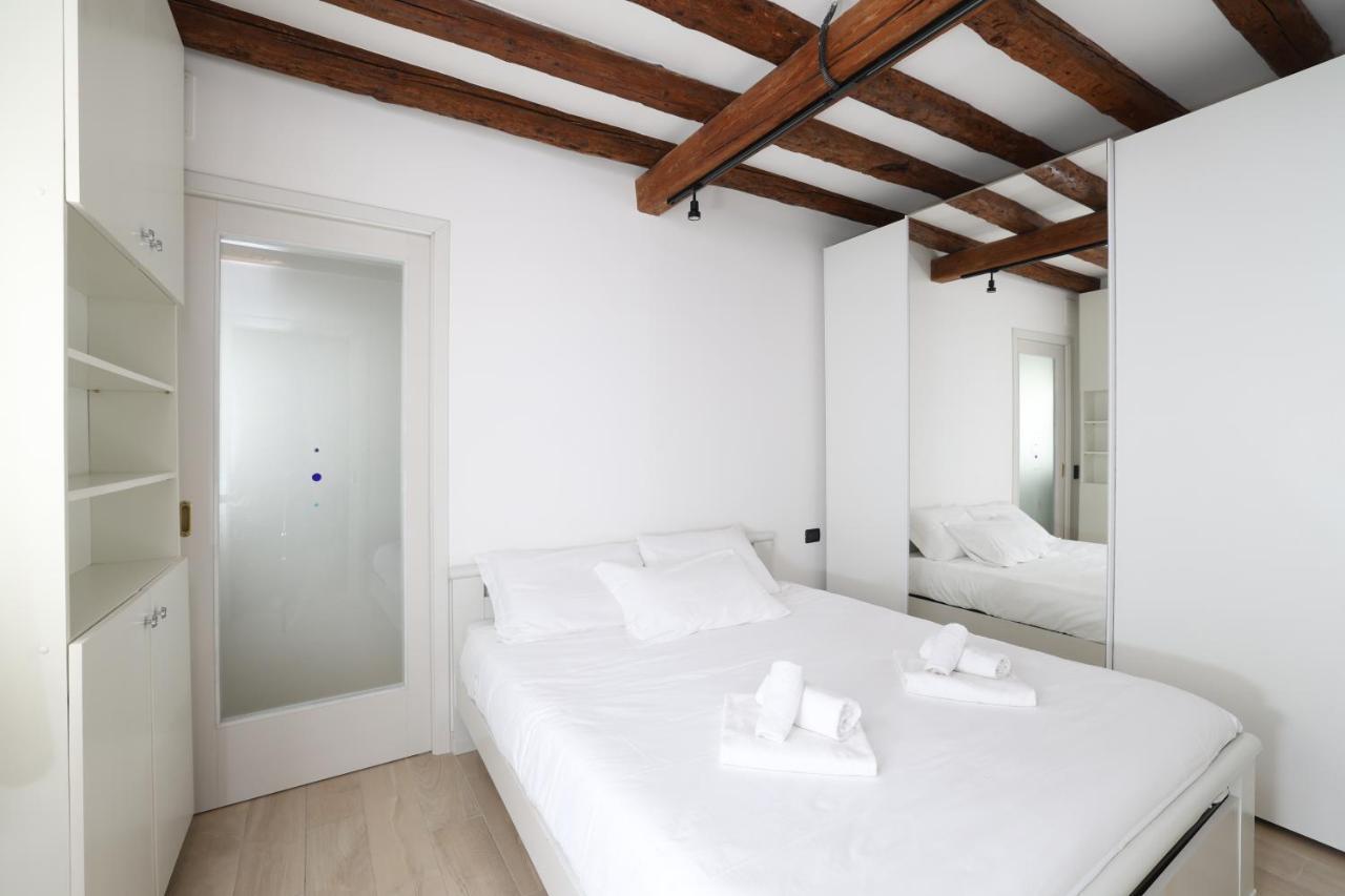 Ca Giardini Apartments In Biennale By Bricola Apartments Venice Exterior photo