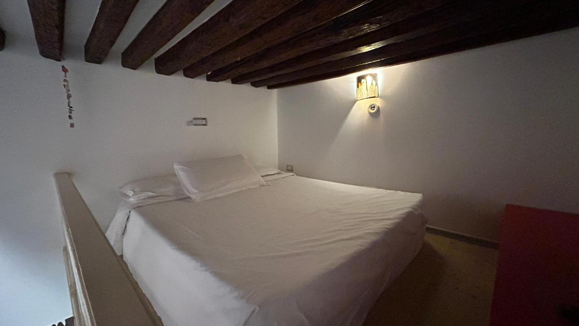 Ca Giardini Apartments In Biennale By Bricola Apartments Venice Room photo